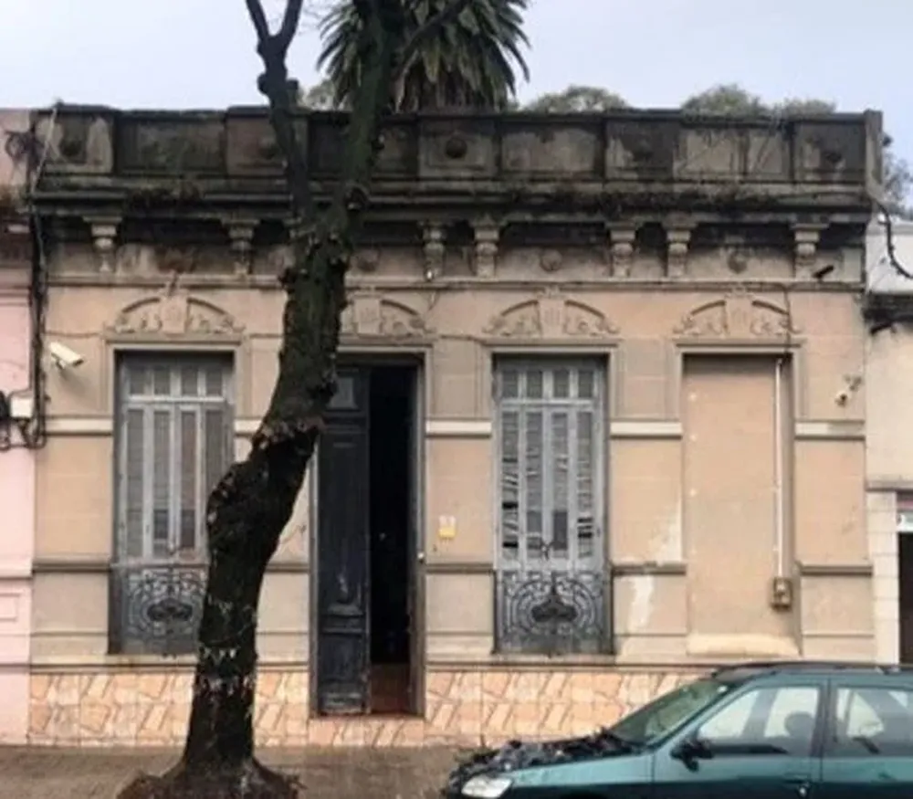 Vivienda cerca de Tres Cruces.