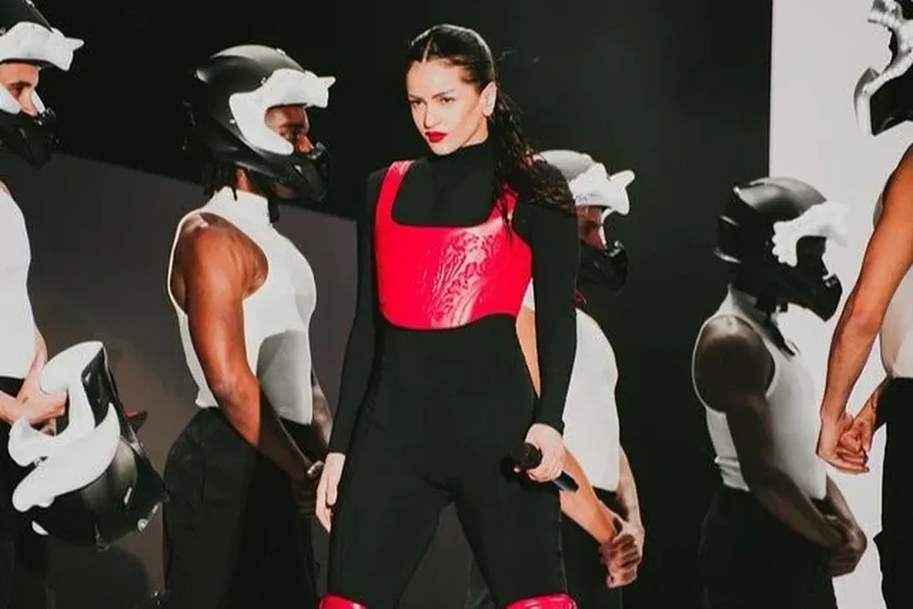 Rosalía en la gira internacional de su último disco, Motomami