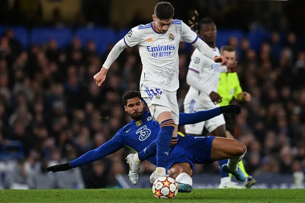 Valverde vuelve a jugar con Real Madrid ante Chelsea