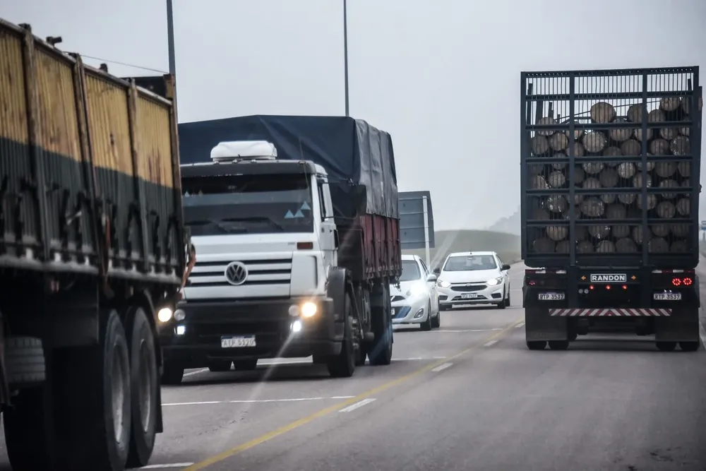 El MTOP invirtió $ 8 millones para mejorar la playa de estacionamiento del paso de frontera en Río Branco.