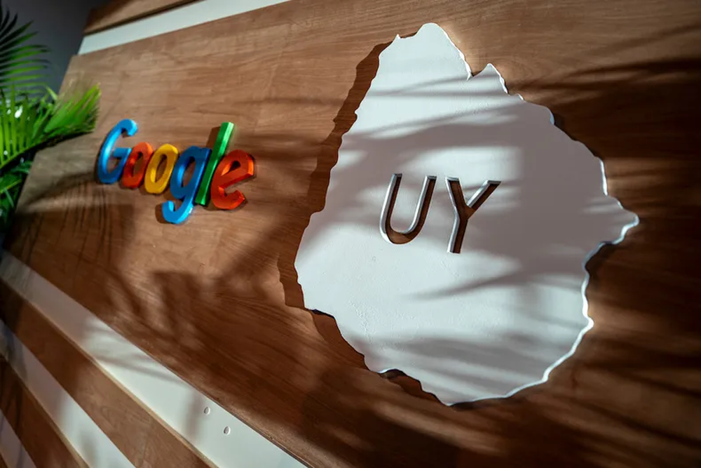 Yamandú Orsi y Carolina Cosse se reunieron con autoridades de Google
