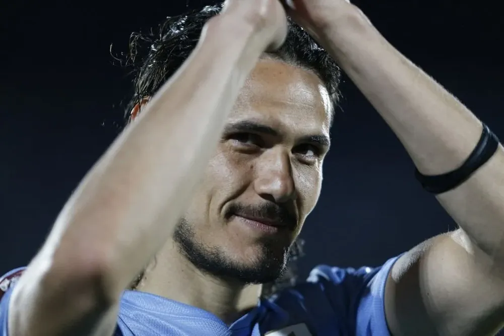 Botafogo quiere a Cavani