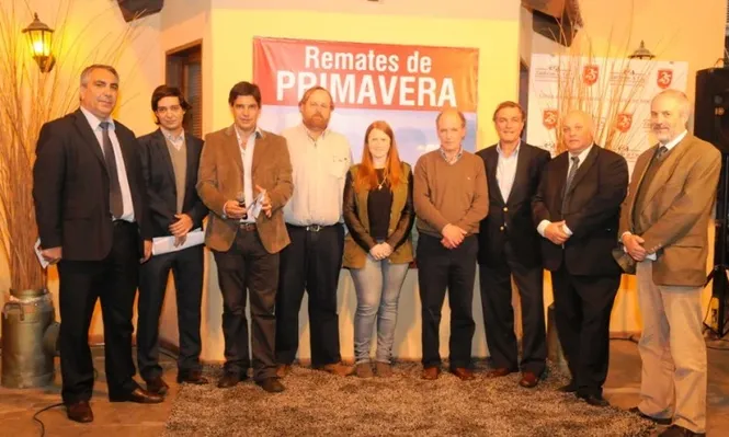 El remate de la familia Fillat se hará con la conducción de Zambrano & Cía y con la administración del Banco República