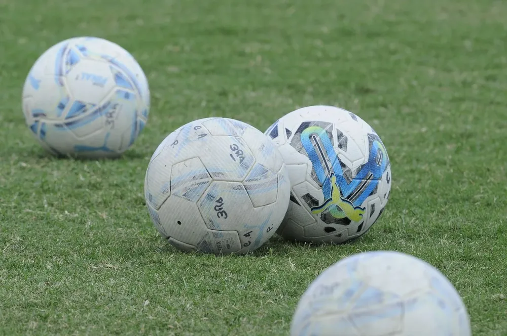 Sigue el paro en el fútbol