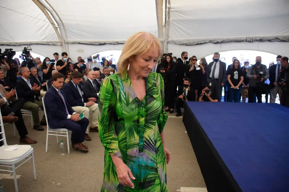 La intendenta Cosse enfrenta otra crisis vinculada a donaciones al FA