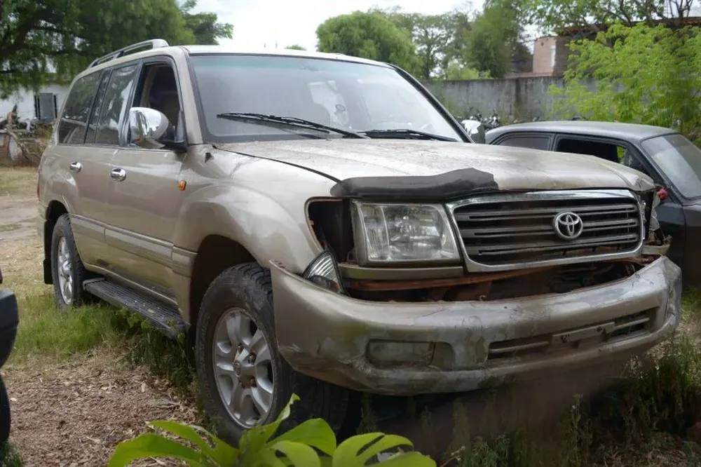 En la parte trasera de esta camioneta viajaba el niño