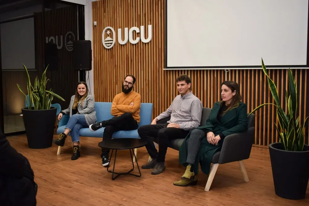 Mandy Barrios, Nicolas Tabárez, Martin Natalevich y Carolina Delisa