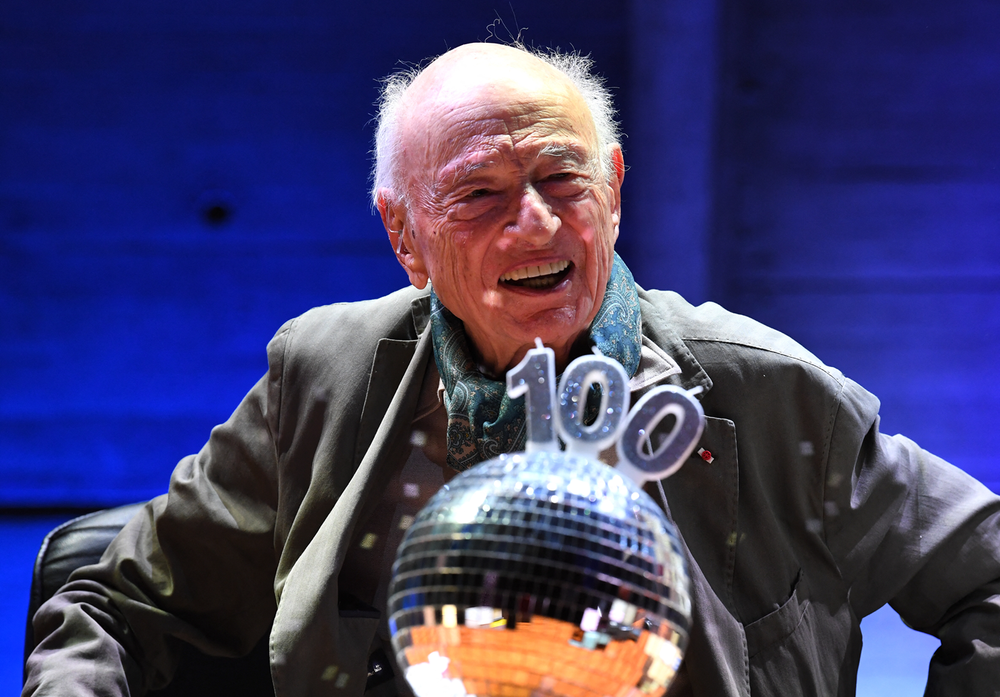 Morin en una ceremonia especial por su cumpleaños número 100 en la sede de la Unesco, en París, en julio de 2021.