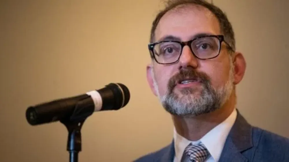 “Las medidas coercitivas unilaterales son crueles y despiadadas y obstaculizan la realización del desarrollo a la alimentación”, dijo Fakhari.