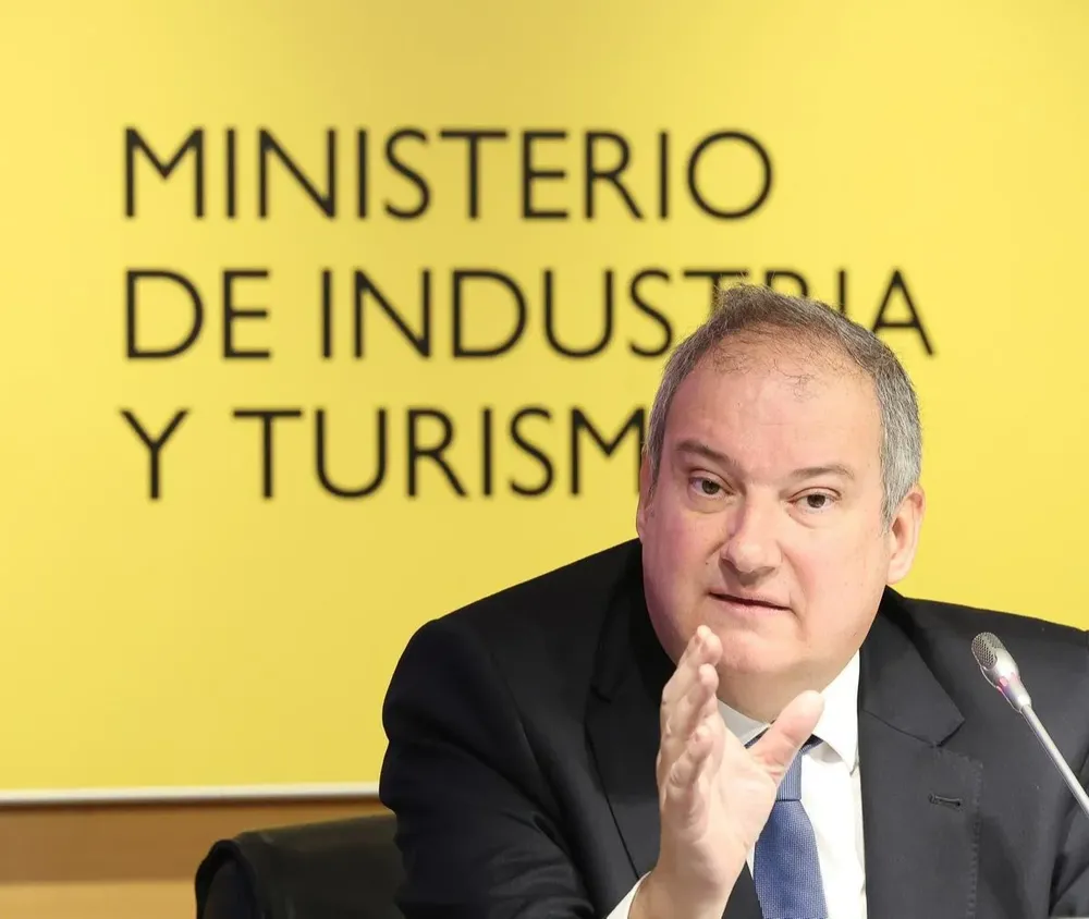 el ministro de Industria y Turismo, Jordi Hereu.