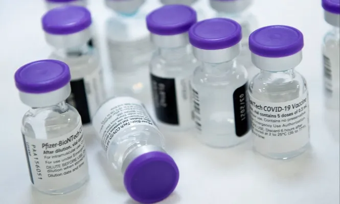 Pfizer calcula ingresos de US$ 15 mil millones por ventas de su vacuna este año