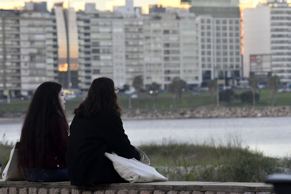 20240516 Otoño rambla de Montevideo.