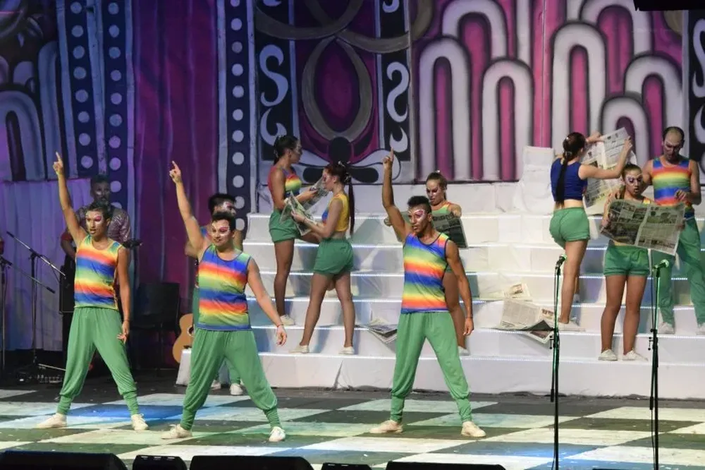 House, con chance de ganar el premio a mejor cuerpo de baile en revistas.
