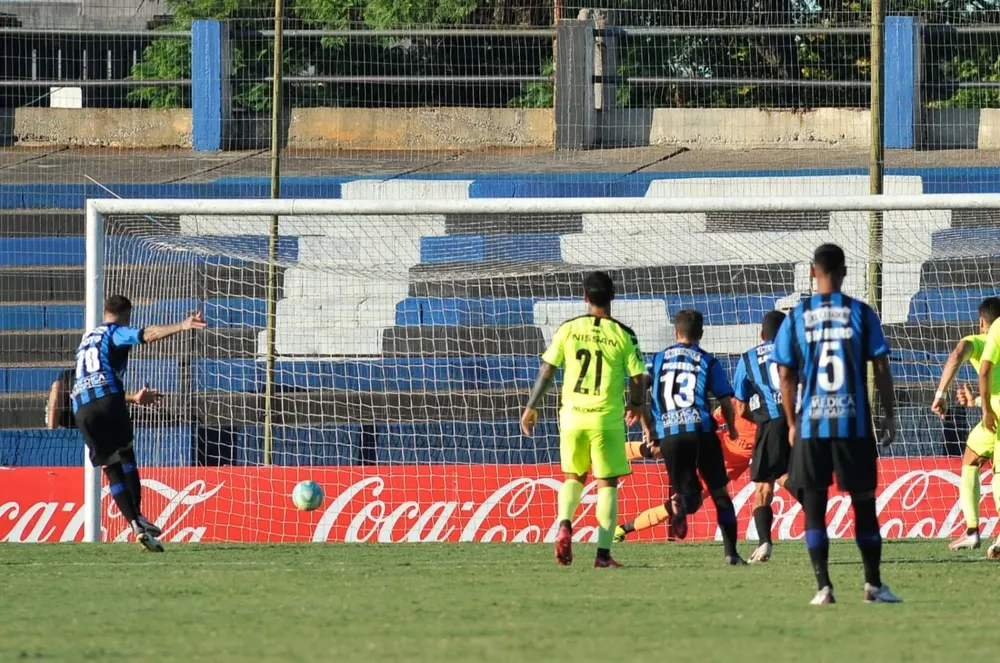 Gol del Colo a Peñarol, Clausura 2020