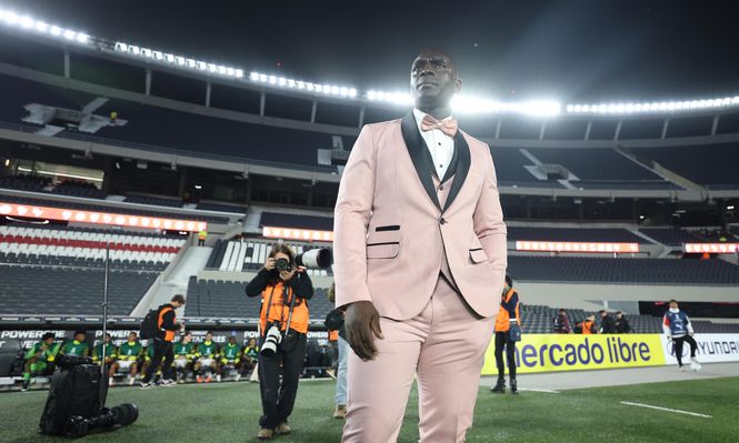 El look de Segundo Castillo en el Monumental.