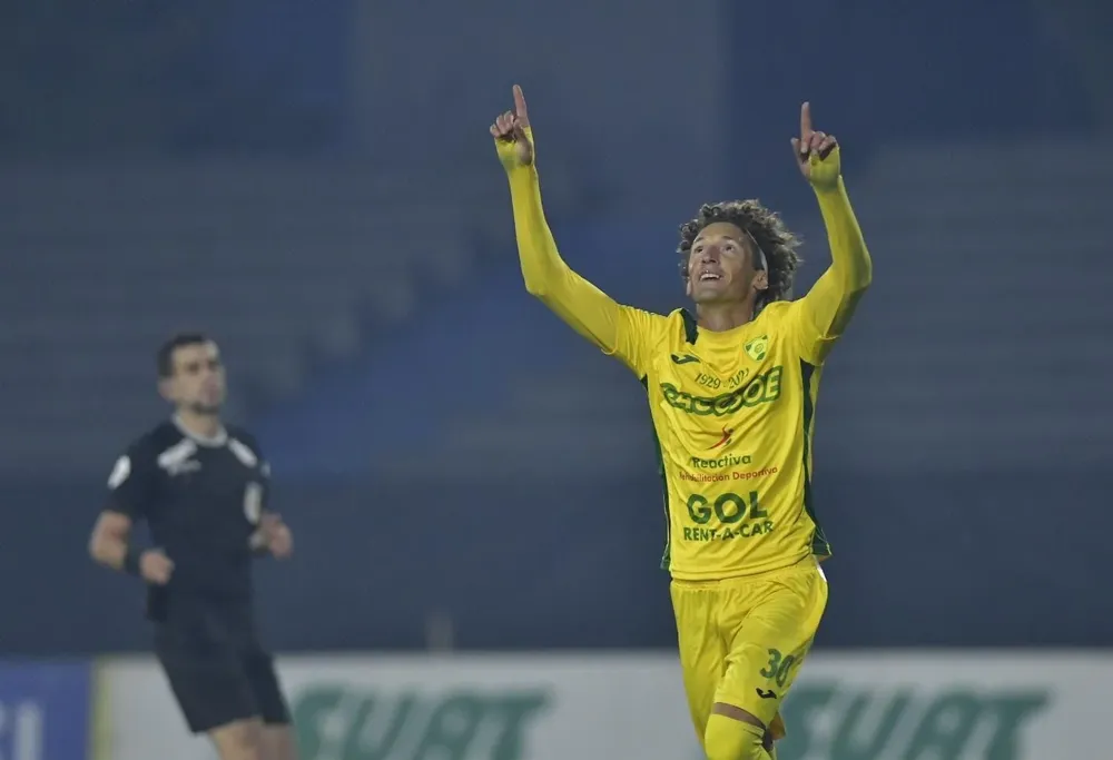 Maxi Pérez, muy buen estreno en el Cerri