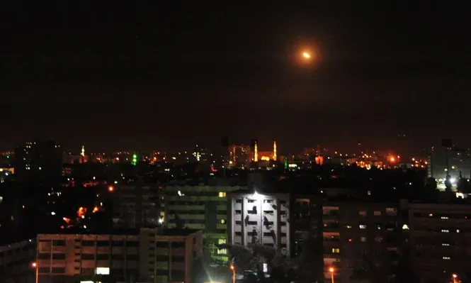 El momento en el que se produce uno de los ataques a Siria.