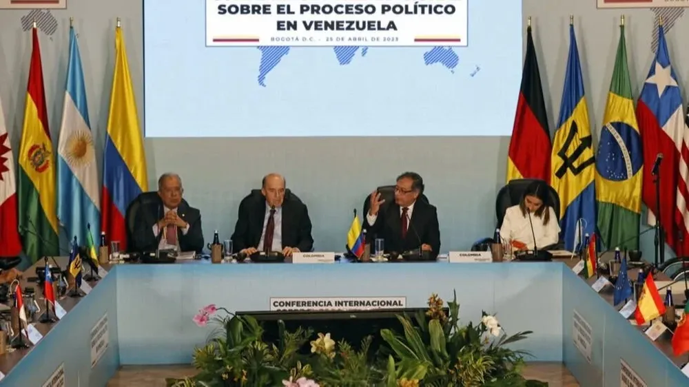 El presidente colombiano Petro convocará a una nueva cumbre para reforzar los acuerdos