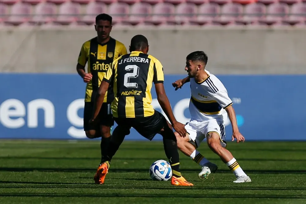 Ferreira, firme en la marca