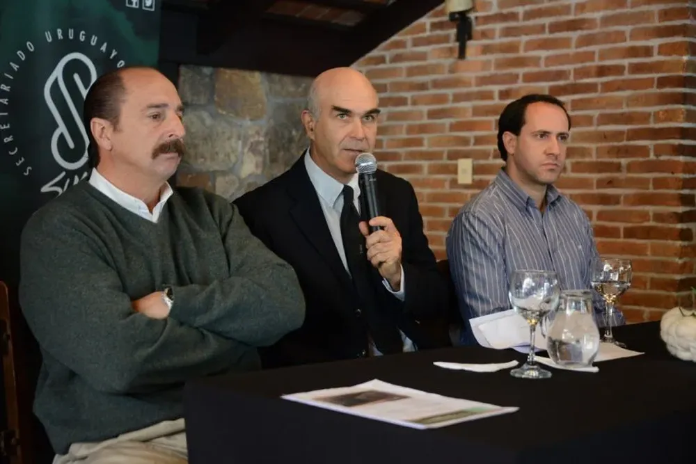Casaretto, Gambetta y Ciapessoni ayer en la Rural del Prado