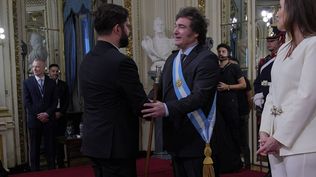 Javier Milei y Gabriel Boric el pasado 10 de diciembre, en la ceremonia de asunción del presidente argentino