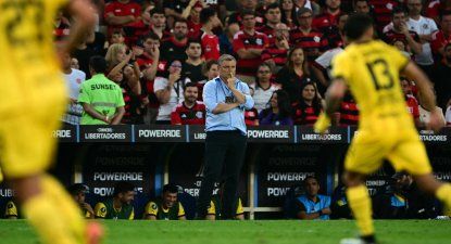 Diego Aguirre en Peñarol vs Flamengo por Copa Libertadores