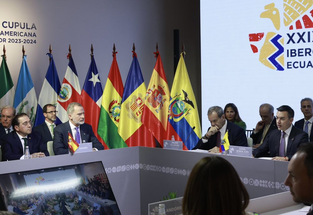 Imagen de la Sesión Plenaria de la XXIX Cumbre Iberoamericana celebrada en Cuenca, Ecuador. TWITTER CASA REAL