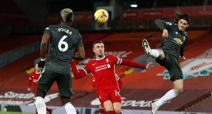 Cavani jugó el clásico en el que Diego Forlán y Suárez ya dejaron huella, pero no se la prestaron