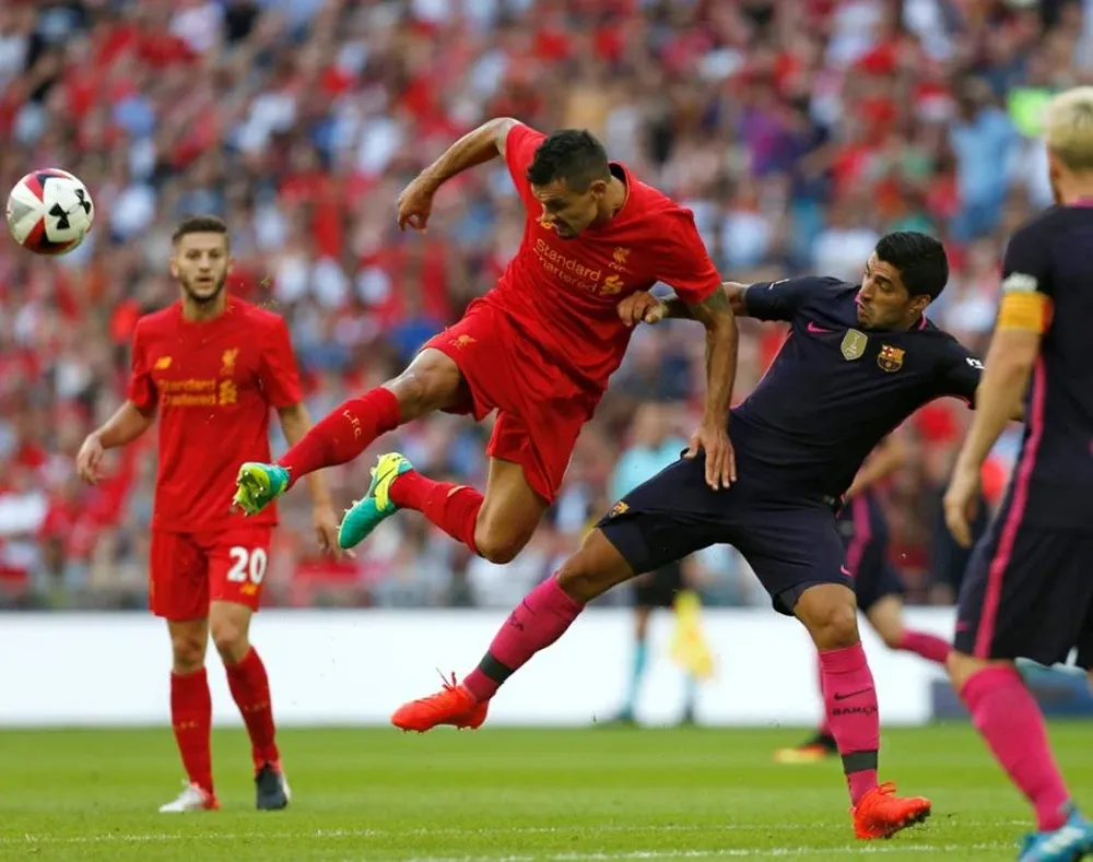 Luis Suárez, jugó ante Liverpool con Barcelona y fue goleado