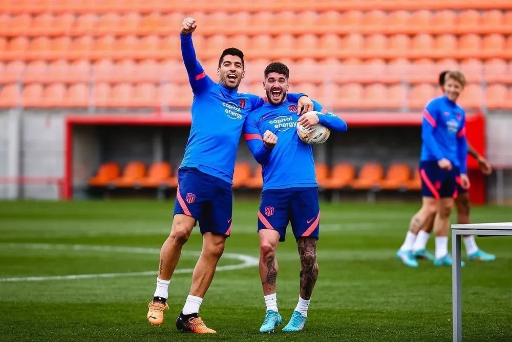 Luis Suárez y Rodrigo de Paul