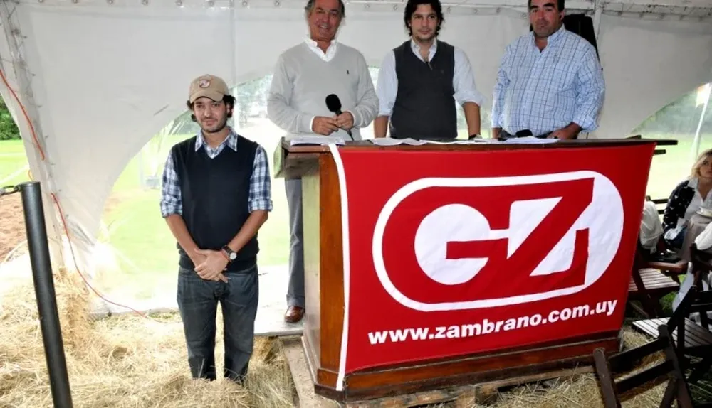 Negocios a cargo de Zambrano & Cía
