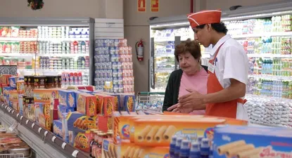 Guerra a la inflación: los 200 productos que rebajan los comercios son 71 genéricos