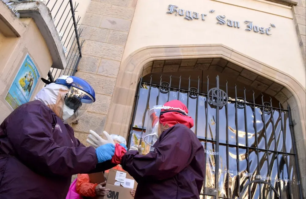 Bolivia tiene más 64.000 infectados y 2.328 muertos por coronavirus