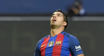 La captura del momendo donde Suárez insulta al jugador inglés