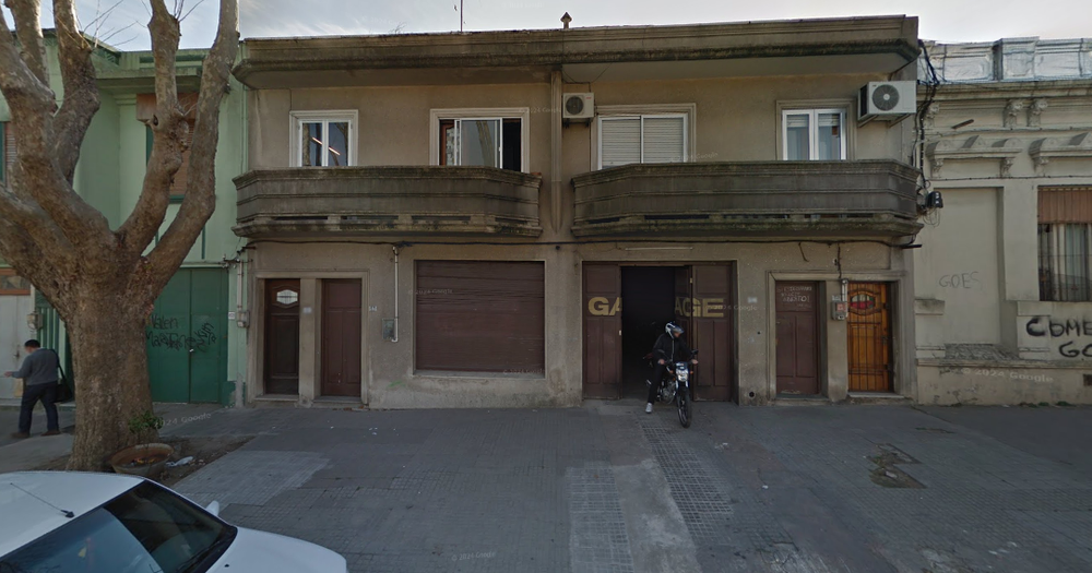 Fachada del garaje del barrio Goes robado este miércoles