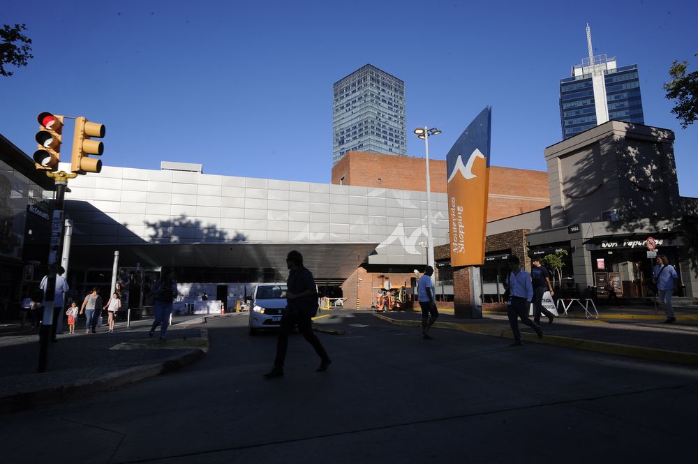 Montevideo Shopping. Archivo