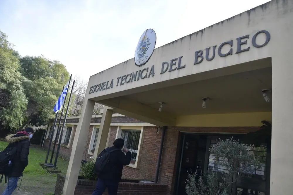Ingreso a la Escuela Técnica del Buceo