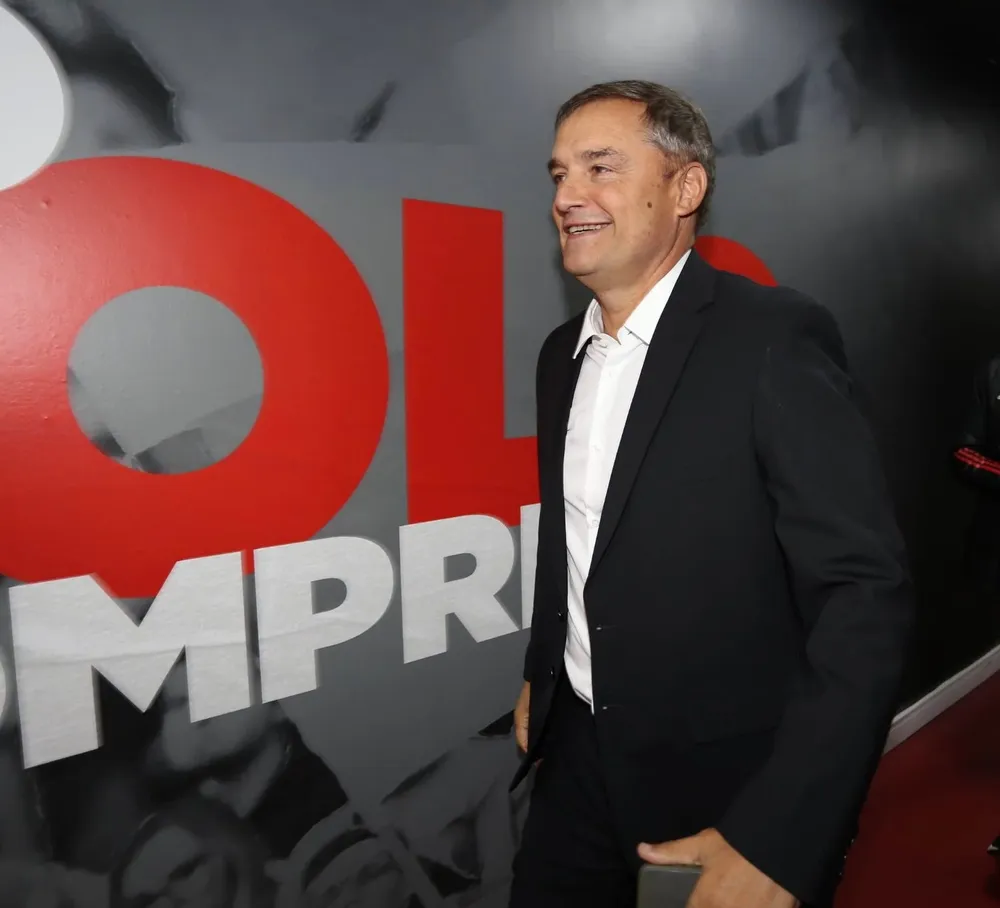 Diego Aguirre vuelve a dirigir