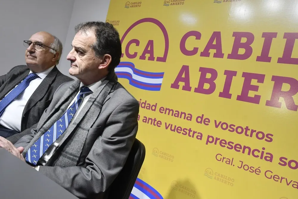 Guido Manini Rios y Guillermo Domenech