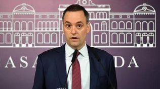 El Gobierno implementará cobro de aranceles a extranjeros en universidades y hospitales nacionales