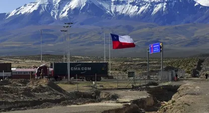 Las unidades militares podrán realizar controles de identidad y detener a personas que ingresen o egresen por un paso no habilitado de la frontera