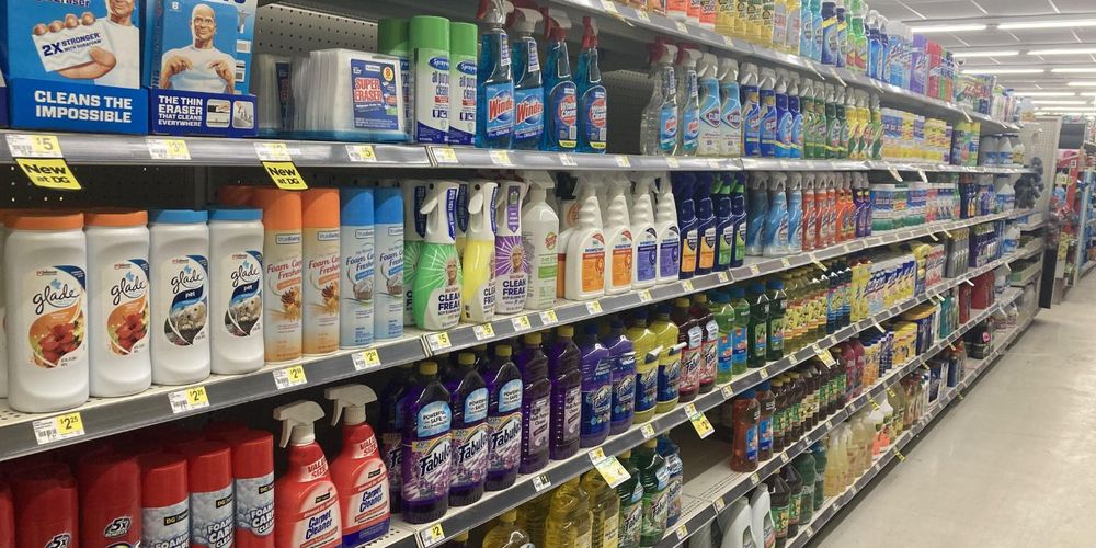 La Anmat prohibió una serie de productos domisanitarios por no estar inscriptos - Image 2