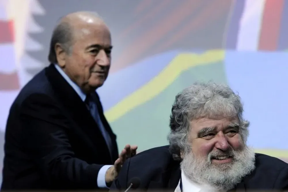 Chuck Blazer, el dirigente de la Concacaf arrepentido que ayudó a la investigación del FBI, junto a Blatter
