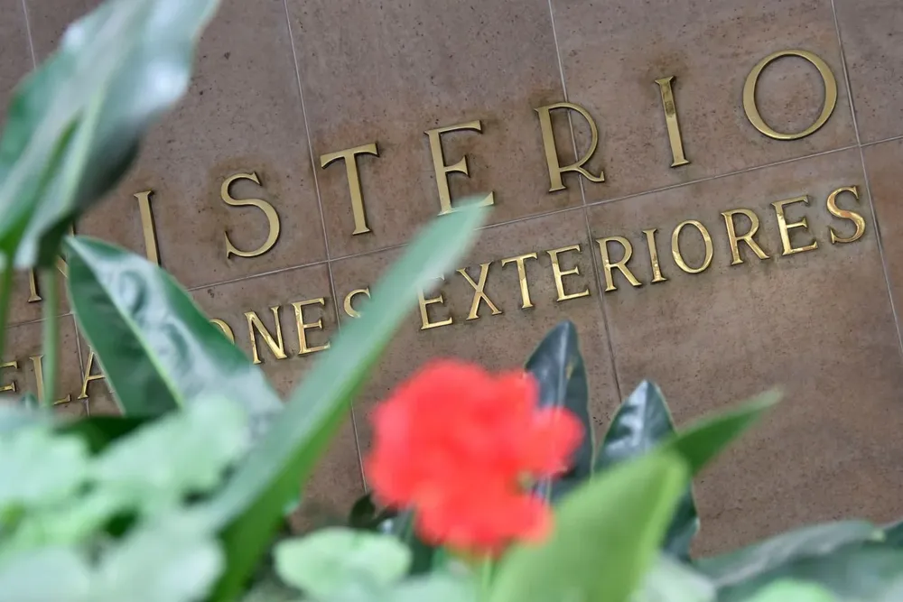 Diplomáticas denuncian acoso sexual y violencia en la Cancillería