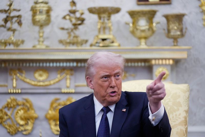 Trump compró acciones de Walt Disney, JP Morgan y Netflix en medio de sus disputas públicas con estas compañías