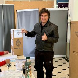 Cerró la votación y a las 21 se conocen los primeros resultados Cerró la votación y a las 21 se conocen los primeros resultados