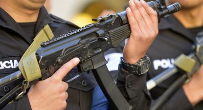 El Observador | Policías, armas, pistolas, policía.