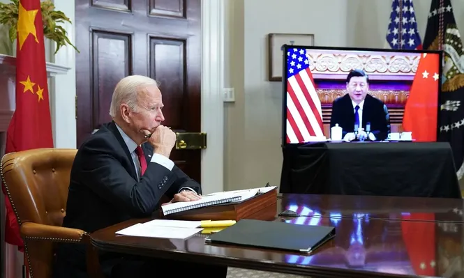 El pasado 15 de noviembre de 2021, Biden se reunió con Xi Jinping de forma virtual