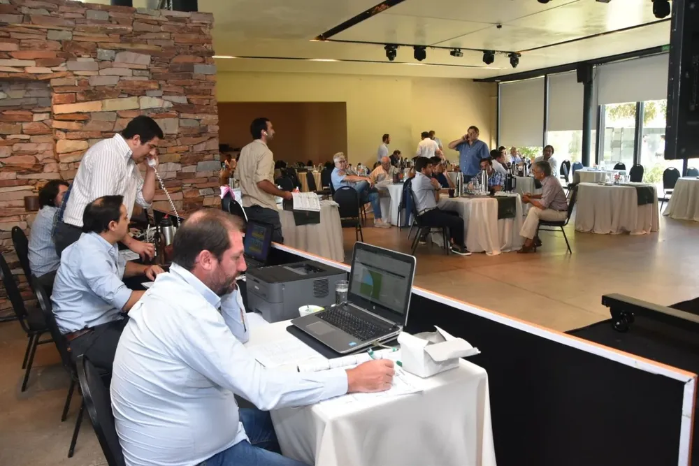 Plaza Rural rematará a partir de la hora 9.