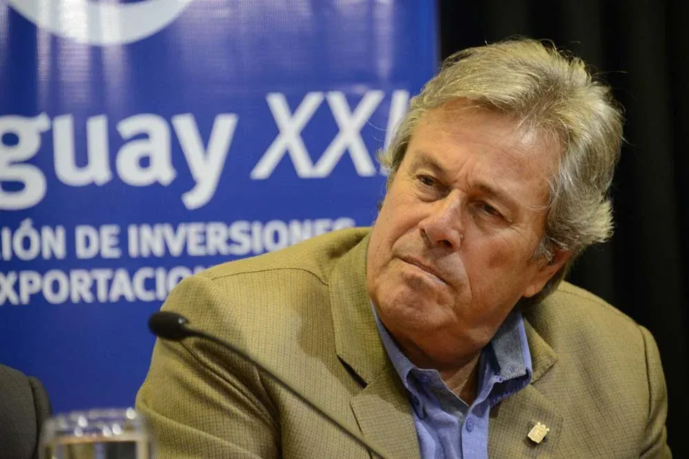 El intendente Enrique Antía y la adjudicación de terrenos. D. Battiste